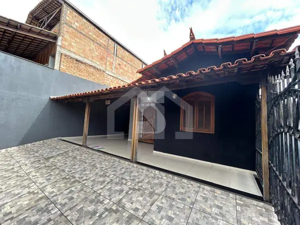 Casa 4 quartos 2 vagas 158m²