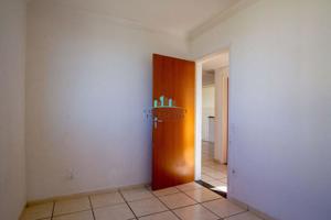 Apartamento 3 quartos 1 banheiro 