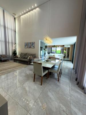 Apartamento 3 quartos 2 banheiros 1365m²