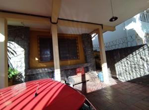 Casa 4 quartos 2 vagas 400m²
