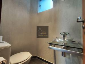 Apartamento 3 quartos 2 banheiros 234m²