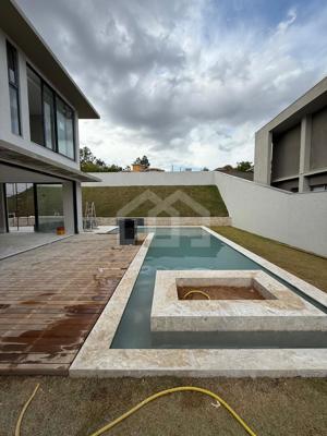 Casa em condomínio 4 quartos 6 vagas 420m²
