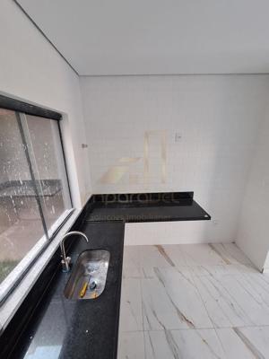 Casa 3 quartos 3 banheiros 211,59m²
