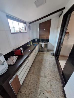 Casa 3 quartos 2 banheiros 
