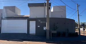 Apartamento 3 quartos 3 banheiros 165m²