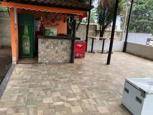 Sítio 3 quartos 240m²
