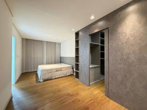 Apartamento 3 quartos 5 banheiros 310m²