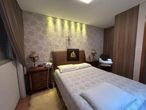 Apartamento 4 quartos  banheiros 200m²
