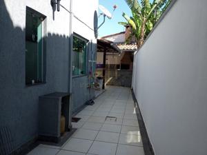 Casa 4 quartos 3 banheiros 
