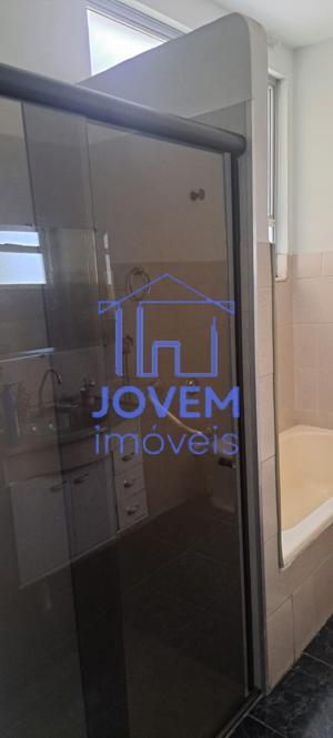 Apartamento 3 quartos 2 banheiros 146m²