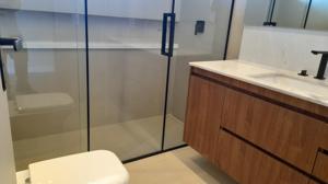 Casa em condomínio 4 vagas 460m²