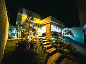 Apartamento 3 quartos 3 banheiros 270m²