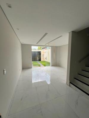 Casa 2 quartos 2 banheiros 230m²
