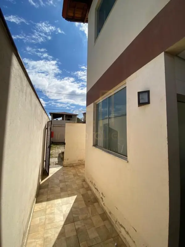 Casa 2 quartos 2 banheiros 101,72m²
