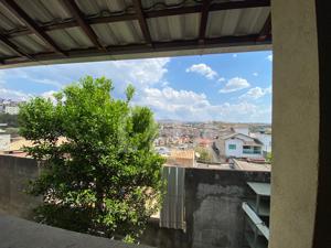 Casa 3 quartos 2 vagas 200m²