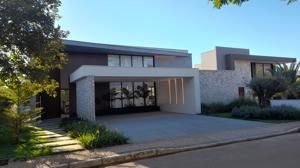 Casa em condomínio 4 quartos 5 banheiros 339m²