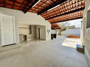 Apartamento 4 quartos 3 banheiros 860m²