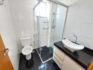 Apartamento 3 quartos 3 banheiros 140m²
