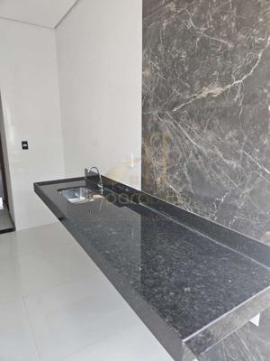 Casa 3 quartos 3 banheiros 150m²
