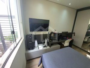 Casa em condomínio 3 quartos 4 vagas 193m²
