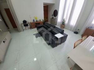Casa em condomínio 3 quartos 4 vagas 193m²
