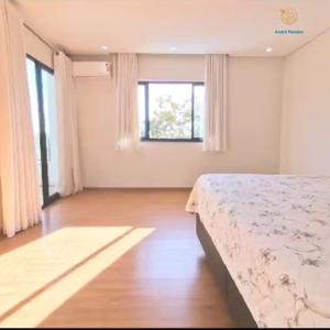 Casa 5 quartos 5 banheiros 500m²