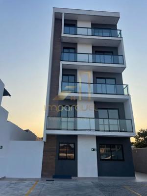 Apartamento 3 quartos 3 banheiros 300m²
