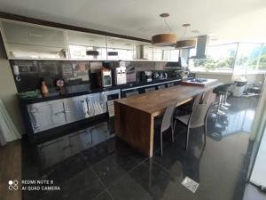 Cobertura 4 quartos 4 vagas 216,66m²
