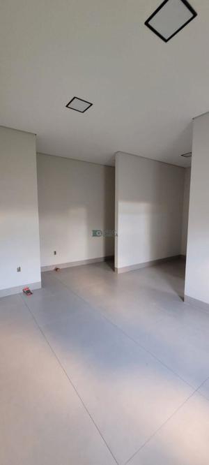Apartamento 3 quartos 2 banheiros 175m²