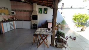 Casa 3 quartos 4 vagas 160m²

