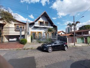 Casa 4 quartos 4 vagas 100m²
