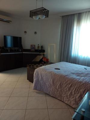 Casa 4 quartos 3 banheiros 
