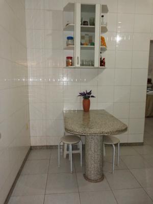 Casa 4 quartos 8 vagas 255m²