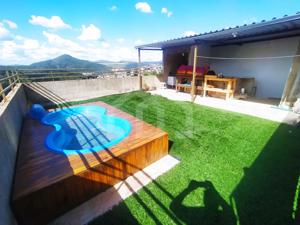 Prédio 2 quartos 2 vagas 320m²