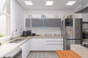 Apartamento 4 quartos 2 banheiros 321m²