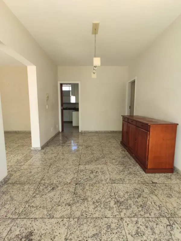 Apartamento 3 quartos 2 banheiros 120m²
