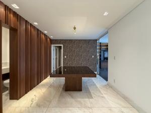 Apartamento 3 quartos 5 banheiros 310m²