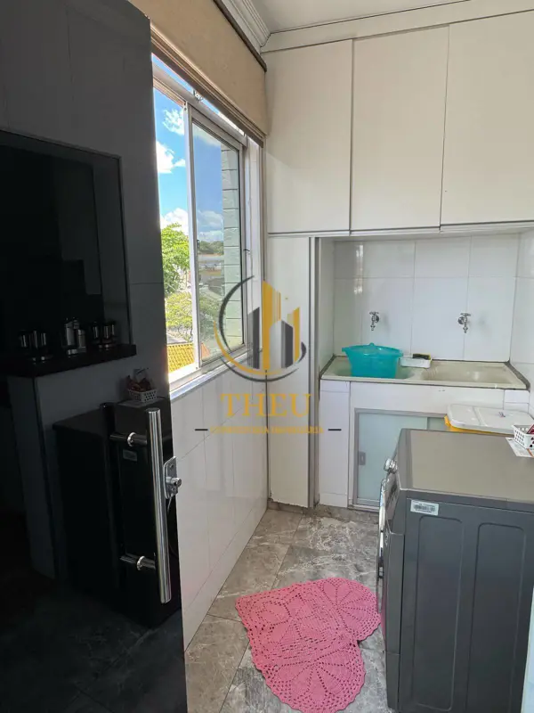 Apartamento 4 quartos 4 banheiros 240m²
