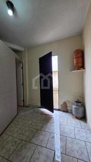 Casa 6 quartos 1 vaga 240m²