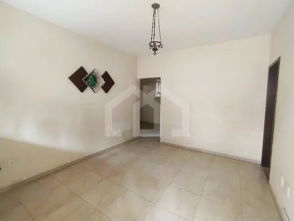 Casa 7 quartos  vagas 230,07m²
