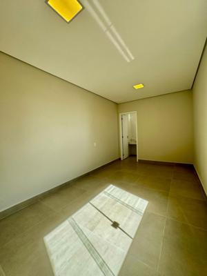 Apartamento 3 quartos 3 banheiros 420m²