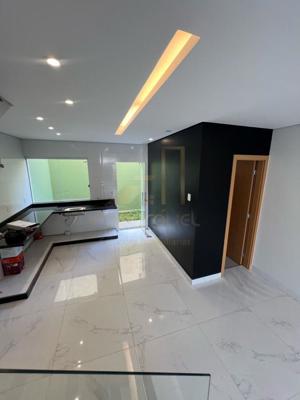 Casa 2 quartos 2 banheiros 230m²
