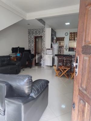 Casa Geminada 2 quartos 2 vagas 120m²
