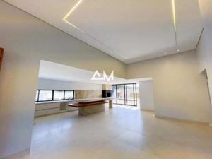 Apartamento 4 quartos 3 banheiros 1000m²