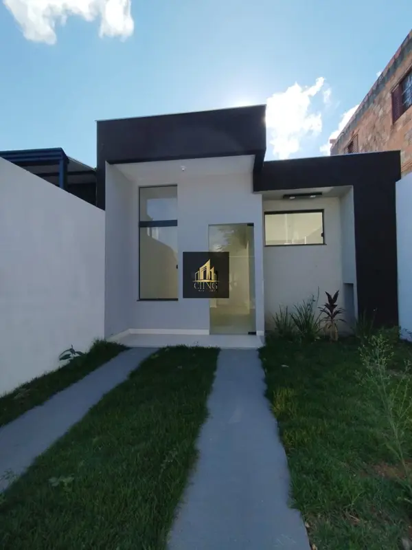 Casa 3 quartos 2 banheiros 75m²