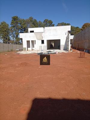 Casa 4 quartos 1 banheiro 220m²