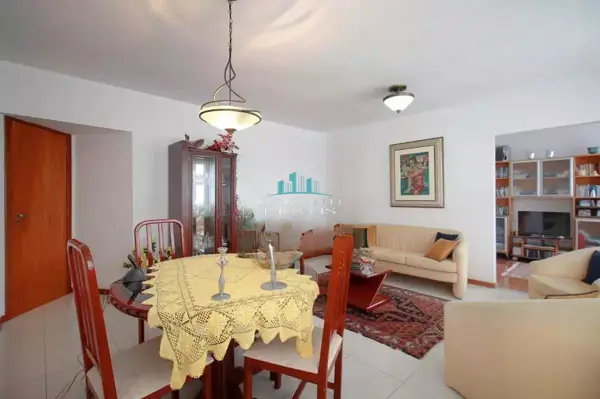 Apartamento 4 quartos 2 banheiros 
