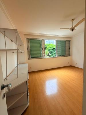 Apartamento 3 quartos 3 banheiros 460m²