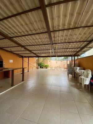 Apartamento 2 quartos 2 banheiros 190m²
