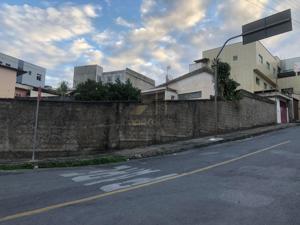 Lote-Área-Terreno 3 quartos 2 banheiros 420m²
